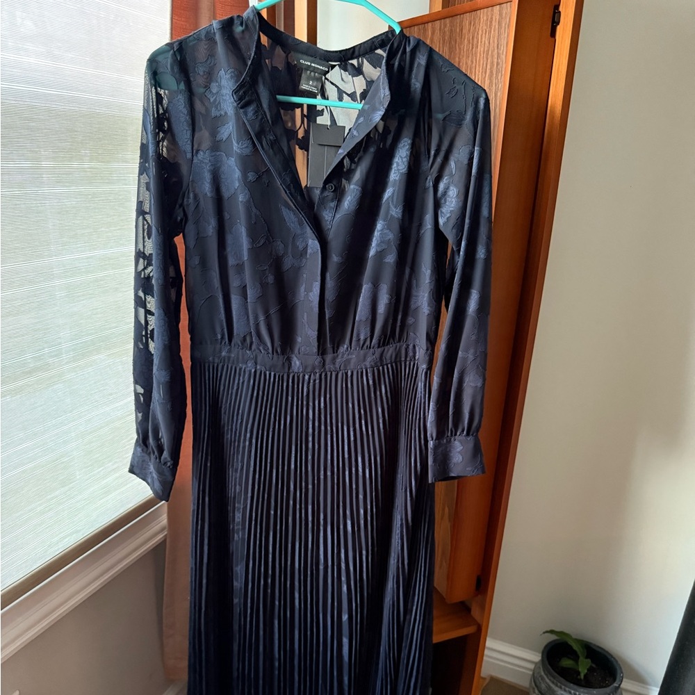 Club Monaco Pleated Jacquard Shirt Dress